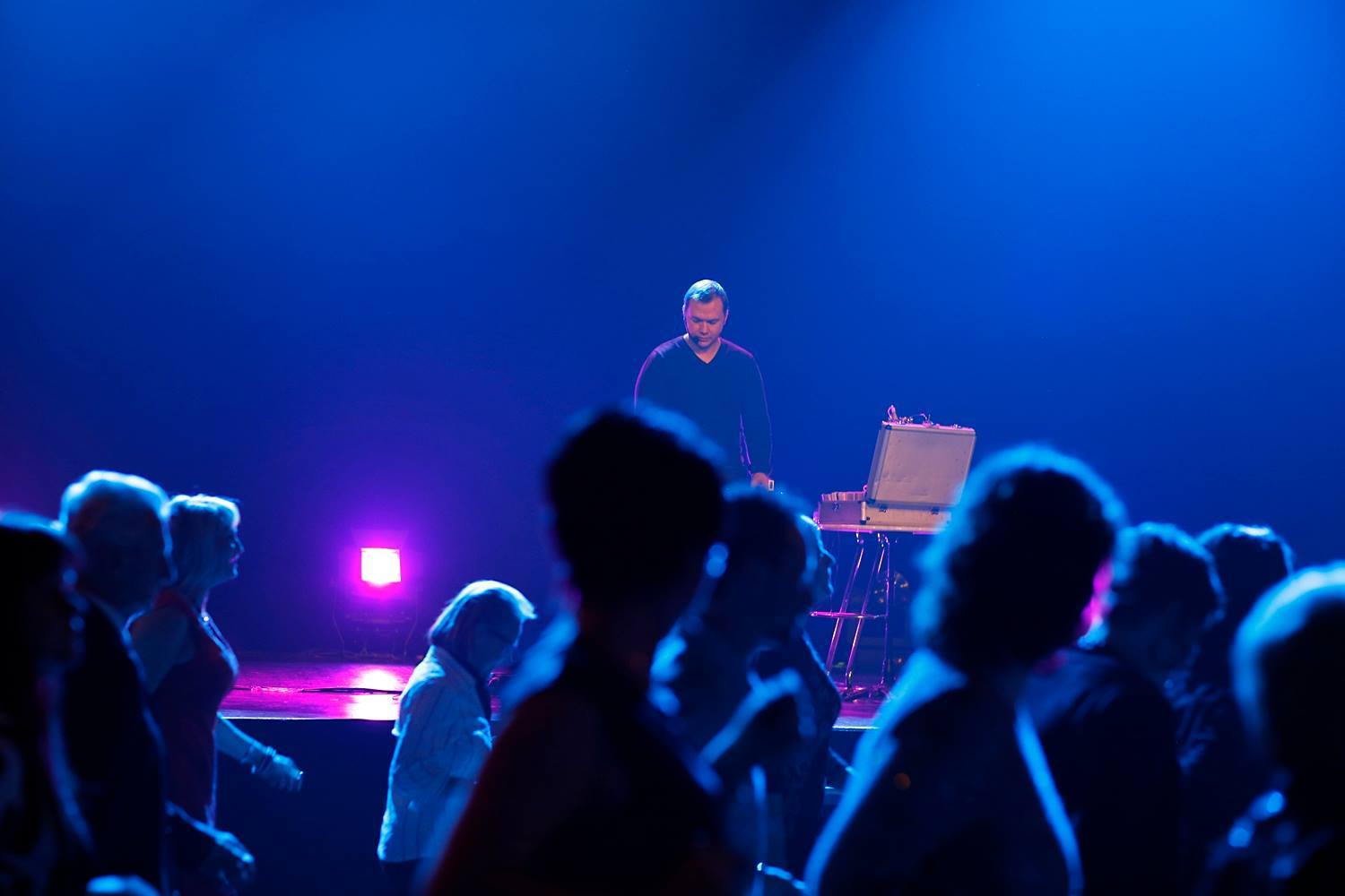 DJ pour une animation dans un marché forain.